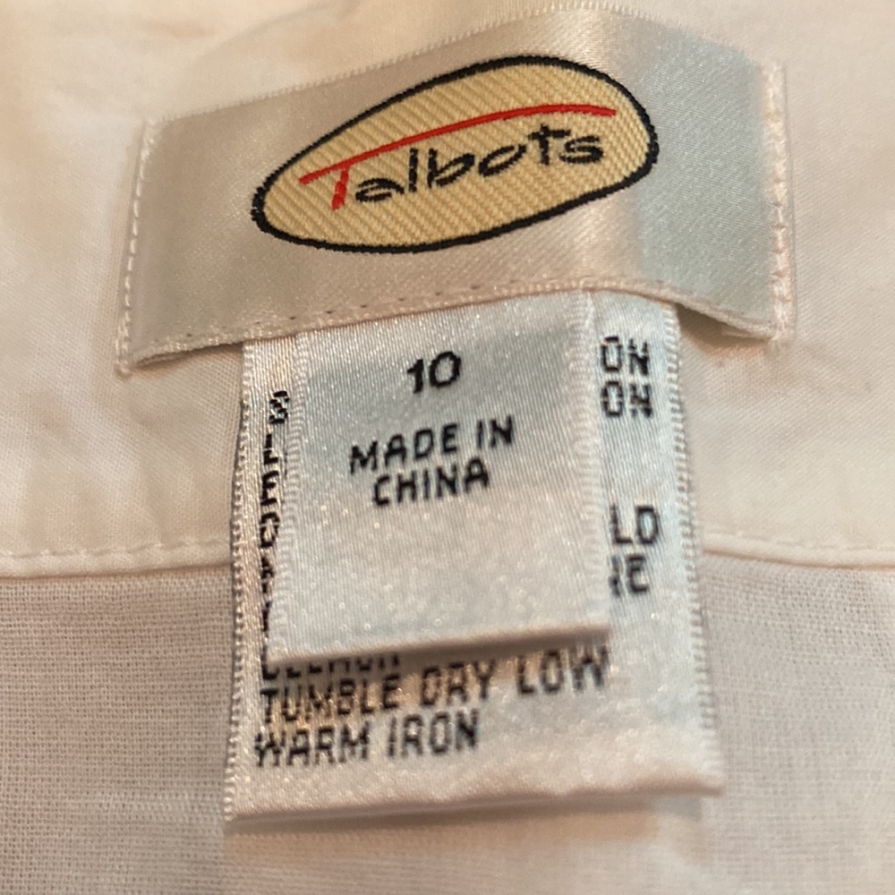 NWT WHITE W/tan embroidery on bottom. Skirt. Talbots. Sz 10. Beautiful. - Picture 3 of 4